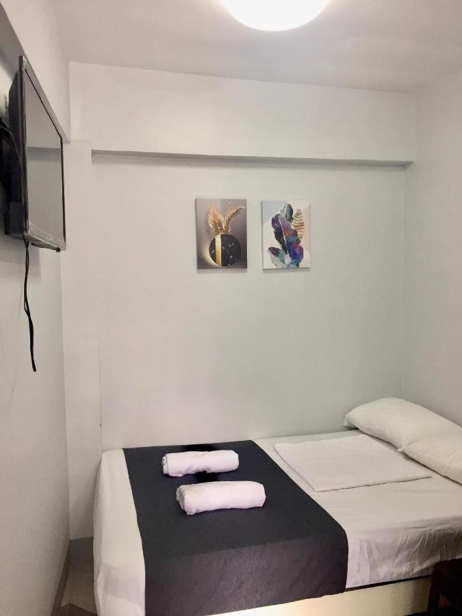 Ziet Hotel Mambajao Værelse billede