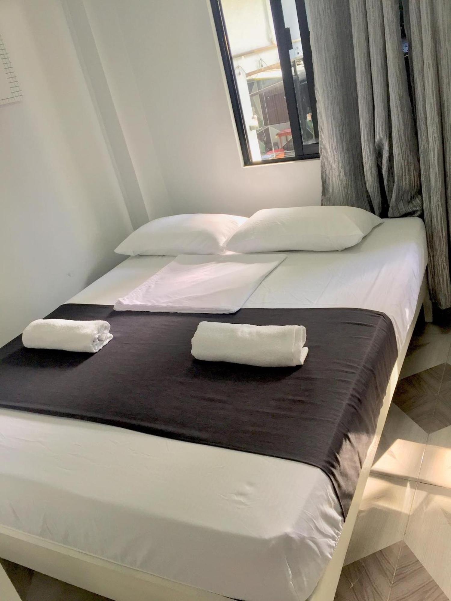 Ziet Hotel Mambajao Værelse billede
